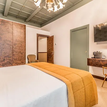 Sophia 94 Trastevere