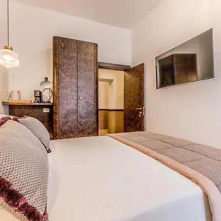 Sophia 94 Trastevere 로마