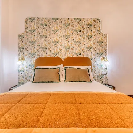 Sophia 94 Trastevere